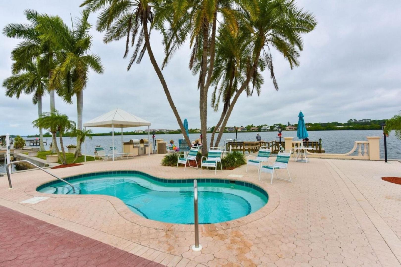 西耶斯塔岛Palm Bay Club公寓 外观 照片